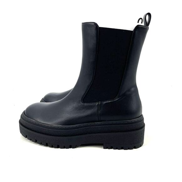 Good American Leather Chelsea Pull On Boot Black Women's 5.5 NIB GA036V-X - Picture 1 of 8